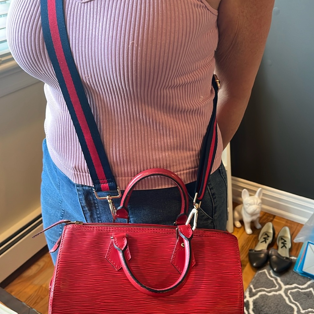 LV SPEEDY 25 RED EPI  UNBRANDED STRAP INCLUDED - Picture 6 of 17